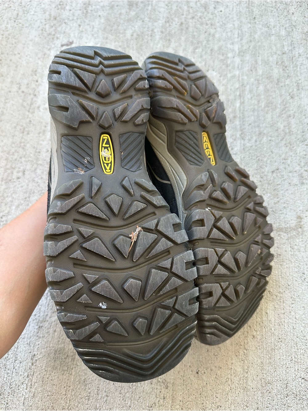 KEEN Men's Targhee IV Waterproof Hiking Shoe Size 13 - Picture 2 of 4